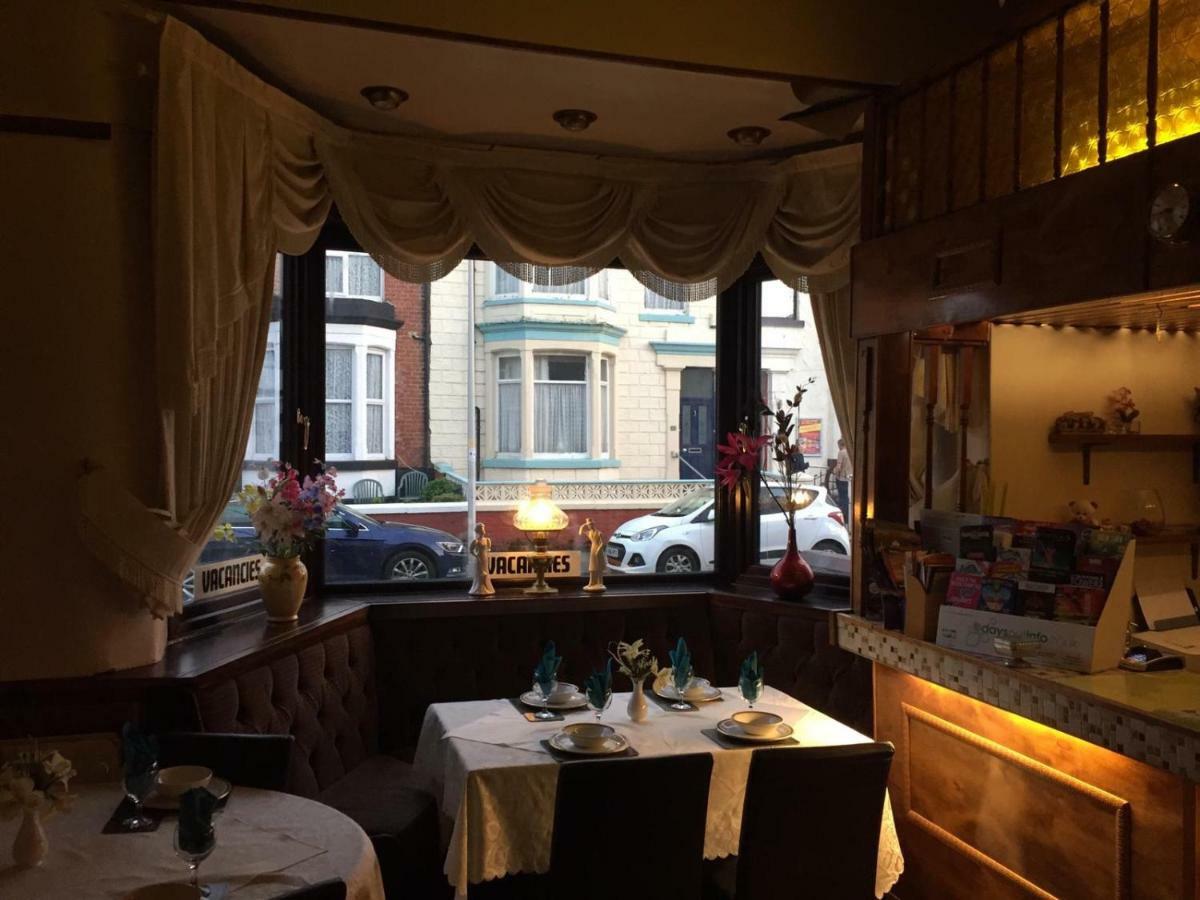 Fortuna House Hotel Blackpool Exterior photo